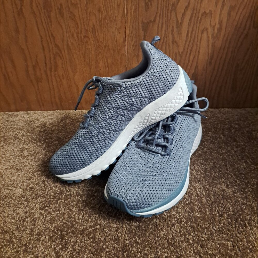 NWOT Propet Tour Knit Women's Sneaker - Picture 2 of 10